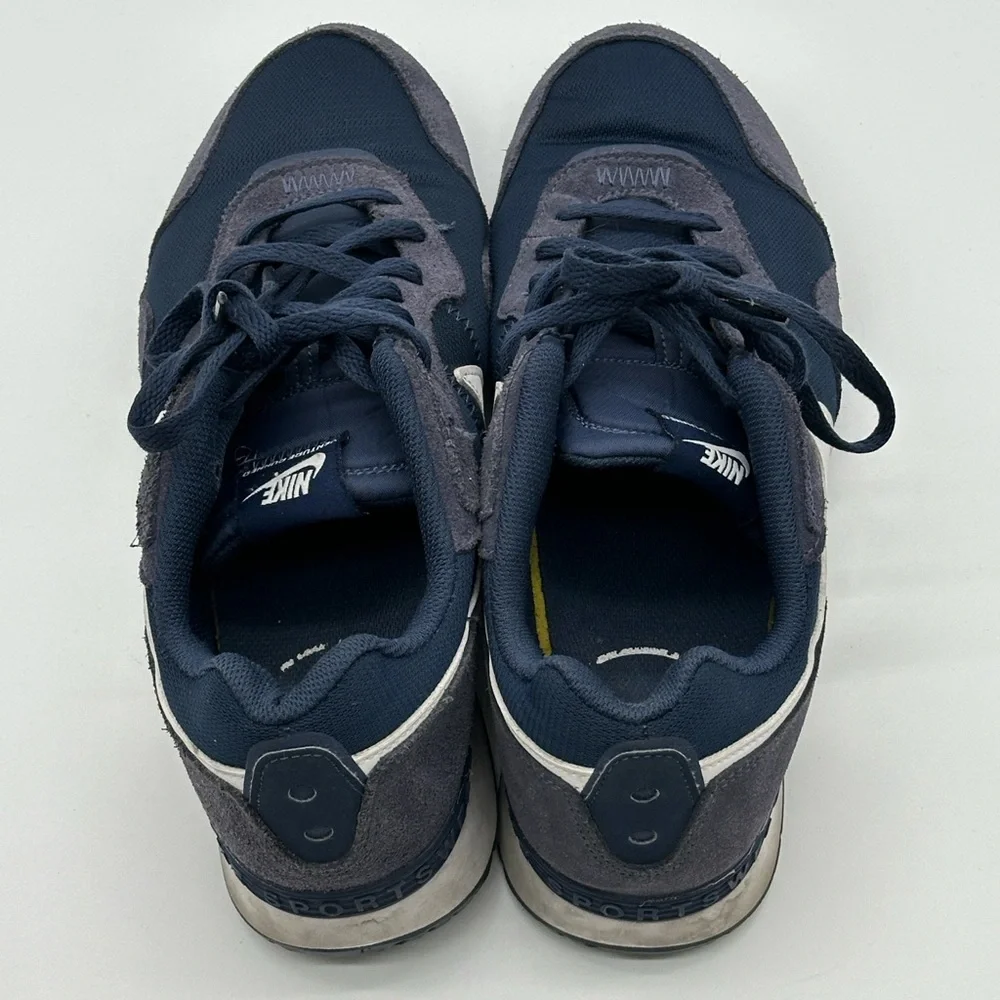Nike Venture Runner Running Trainers Ck2944-400‎ Sneakers Shoes Size 8